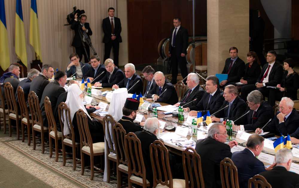 В Киеве проходит Общенациональный круглый стол Объединим Украину