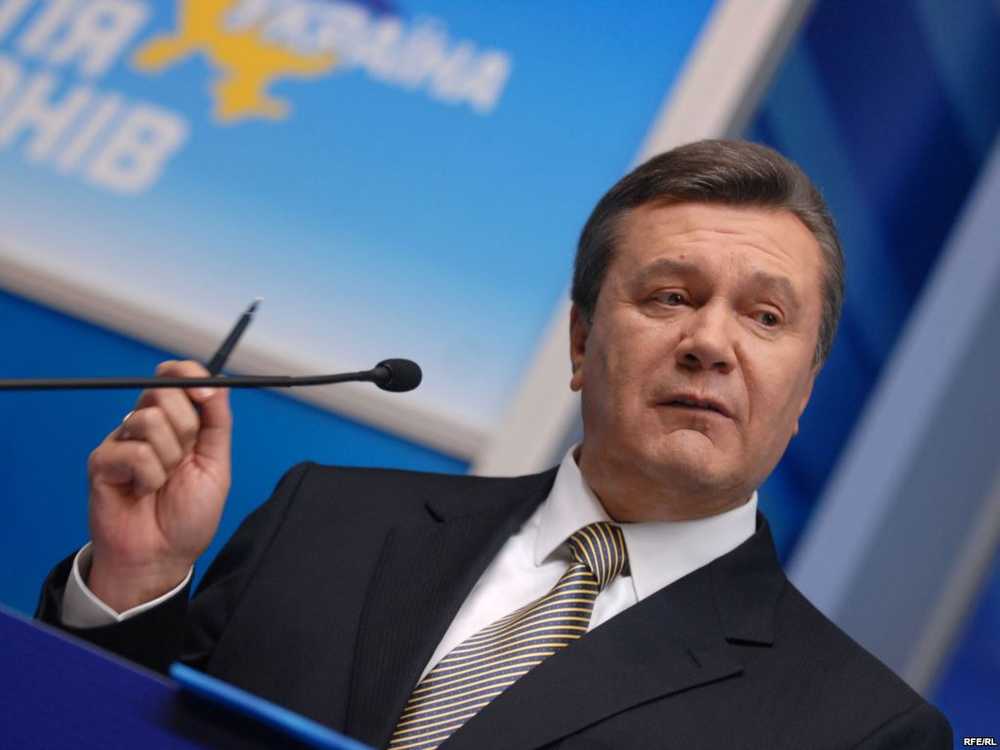 Янукович подписал законы об «амнистии» и об отмене «диктаторских законов»